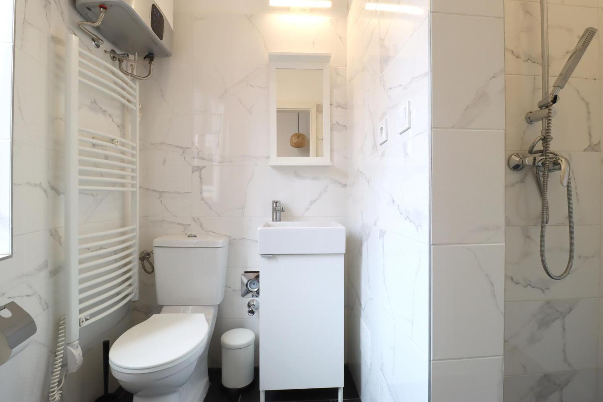 A13 Downtown Apartments With Parking Budapest Exteriör bild